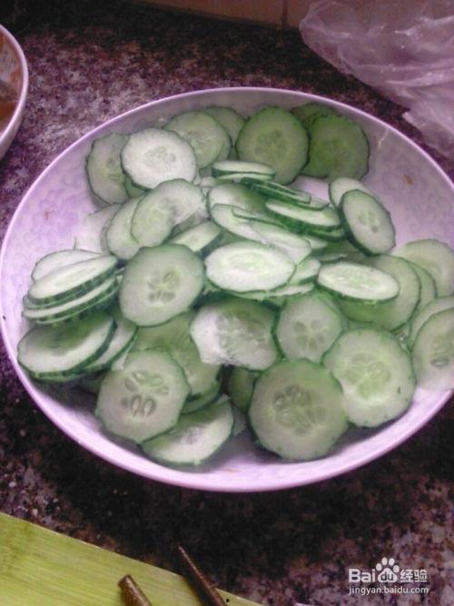 小白瓜能炒着吃吗,炒制美味新体验
