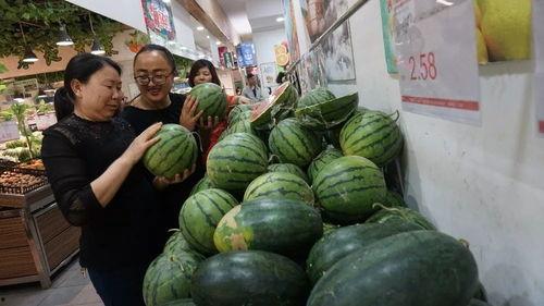 招远皮革城吃瓜