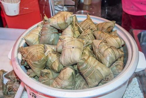 武陟乔庙吃瓜,夏日炎炎，吃瓜消暑，感受乡村风情