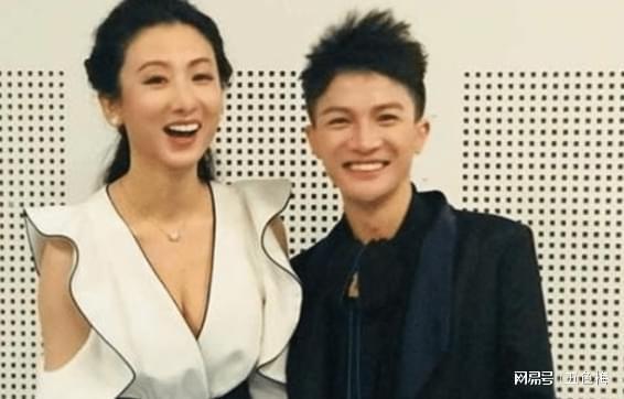 周深吃瓜群众,瓜田里的“吃瓜群众”