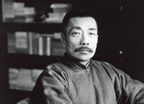 鲁迅吃瓜作文,鲁迅视角下的吃瓜众生相